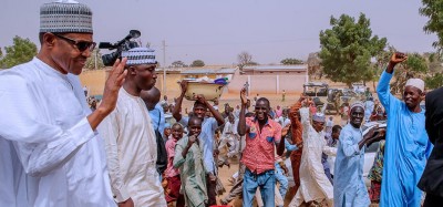 Nigeria :  L'ancien Président Buhari partage une expérience et le chemin préparé pour Tinubu