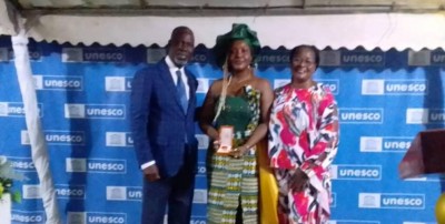 Côte d'Ivoire : La République décore Kouassi Germain, 1ᵉʳ Professeur titulaire en grammaire à titre posthume