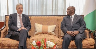 Côte d'Ivoire : João Gomes Cravinho, Ministre des Affaires Etrangères du Portugal, reçu par Alassane Ouattara au palais