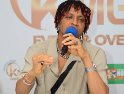 Côte d'Ivoire : Coupé-décalé, l'artiste Safarel Obiang compte immortaliser Arafat Dj, voici l'incident qui se produit à l'annonce de son concert