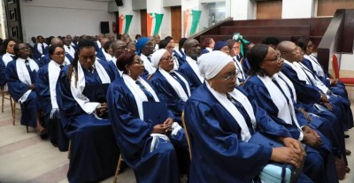 Côte d'Ivoire :   74 inspecteurs de soins en fin de formation ont prêté serment, le Procureur de la République les exhorte à « s'abstenir de verser dans l'arrogance »