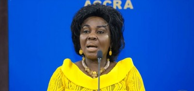 Ghana :  Scandale, deux bonnes font chuter leur patronne, la ministre Cecilia Dapaah, du gouvernement