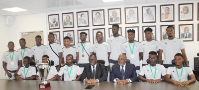Côte d'Ivoire : Les vainqueurs du tournoi UFOA-B reçus par le Ministre des Sports ; La dernière journée des éliminatoires de la CAN 2023 se jouera en septembre à San Pedro et plus  à Korhogo