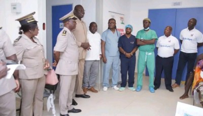 Côte d'Ivoire : À Sakassou, Pierre Dimba fait opérer 200 malades de hernie dans le Walèbo