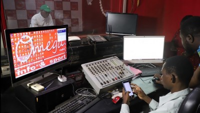 Burkina Faso : Après sa suspension, Radio Oméga saisit le Conseil d'Etat