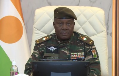 Niger : La junte résiste à la CEDEAO et donne feu vert aux armées du Burkina et du Mali en cas d'«agression»