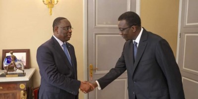 Sénégal : Macky Sall limoge son gouvernement et maintient son dauphin Amadou Ba
