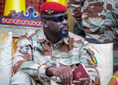 Guinée : Doumbouya prive ses ministres de passeports diplomatiques