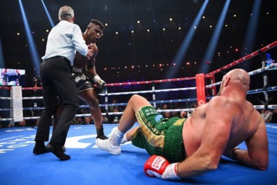 Cameroun : Boxe, victoire taillée sur mesure du britannique Fury sur le camerounais Ngannou