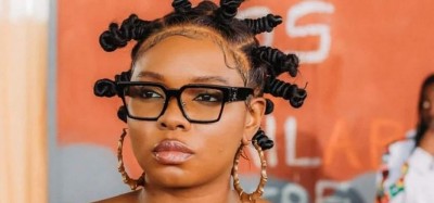 Nigeria :  La chanteuse Yemi Alade révèle être sous pressions familiales pour se marier
