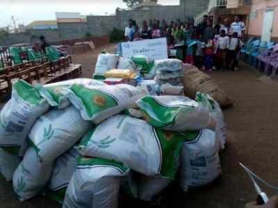 Cameroun : Plus de cent enfants vulnérables et en détresse reçoivent des dons dans la  région du centre
