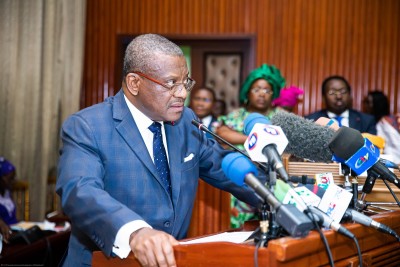 Cameroun : Le PM empêché de prise de parole par les élus de l'opposition