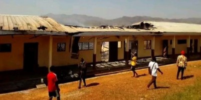 Cameroun : Huit élèves et deux enseignants brièvement retenus en otage dans le nord-ouest