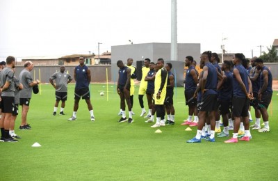Côte d'Ivoire : CAN 2023, les Eléphants ont démarré la préparation à San Pedro, une séance spécifique pour Sébastien Haller et Simon Adingra blessés