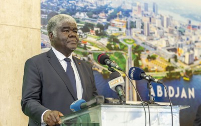 Côte d'Ivoire : Pour plus de 800 milliards de factures impayées, sit-in des fournisseurs de l'État mercredi prochain devant la cathédrale du plateau