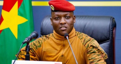 Burkina Faso : Le Capitaine Traoré annonce la traque contre la corruption et l'absentéisme dans l'administration publique