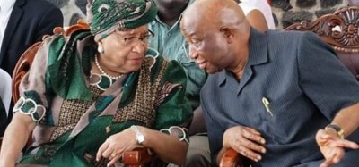 Liberia :  Mme Sirleaf aplanit le chemin pour Boakai avant son entrée à la présidence