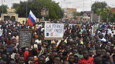 Niger : Interdiction des français? silence de Niamey, Paris évoque une mesure «xénophobe» si elle est confirmée