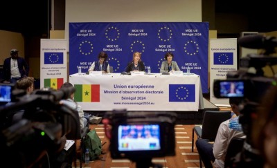 Sénégal : « Report de la présidentielle », 32 observateurs de l'UE quittent le pays