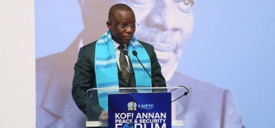 Cedeao :  Le ministre ghanéen de la Défense invite les chefs d'Etat à respecter la limite des mandats présidentiels