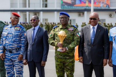 Côte d'Ivoire : Le Trophée de la CAN présenté aux FDS, le Ministre Vagondo exprime la marque d'estime et de reconnaissance de la FIF