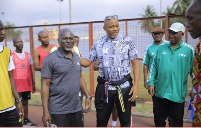 Côte d'Ivoire : Commission Centrale des Arbitres (CCA), Bonaventure Kalou frappe fort en suspendant huit  arbitres jusqu'à la fin de la saison, les raisons