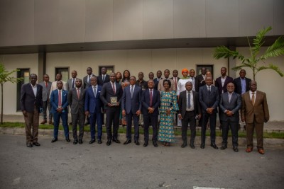 Côte d'Ivoire : Récompensant l'excellence le Ministre Bruno Nabagné Koné honore les acteurs du secteur immobilier