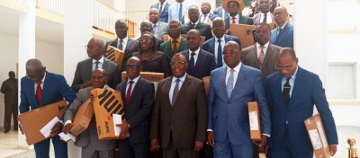 Côte d'Ivoire: Digitalisation des services de la Cour de Cassation, Yua Koffi Joachim équipe les magistrats de matériels informatiques