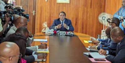 Cameroun : Ultimatum d'Atanga Nji à  Orange et MTN accusés d'entretenir le terrorisme