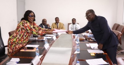 Côte d'Ivoire : Le  parti de Simone Gbagbo soumet ses propositions  au Conseil des Droits de l'Homme pour des élections transparentes et  apaisées en 2025