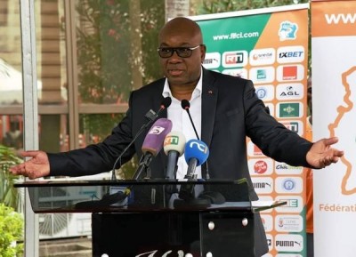 Côte d'Ivoire : 13 clubs de Ligue 1 et 2 reçoivent leurs cars, les clarifications du président de la FIF sur les conditions de l'acquisition des véhicules