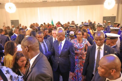 Côte d'Ivoire : A Abidjan, le président Brice Clotaire Oligui Nguema promet le paiement de deux mois d'arriérés de bourse aux étudiants Gabonais