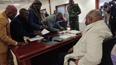 RDC : Cinq groupes armés en Ituri s'engagent à cesser les hostilités en présence de Bemba