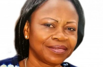 Côte d'Ivoire : Madame Kouakou Tanoh Viviane épouse  Ossey Assamoa,  directrice chargée des matériels didactiques  de l'alphabétisation conduite à sa dernière demeure