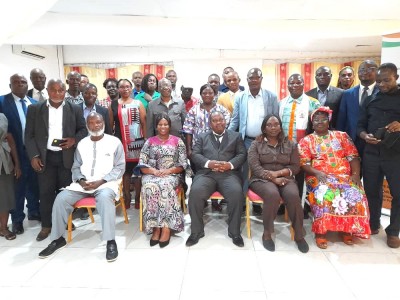 Côte d'Ivoire : Alphabétisation et éducation non formelle, pré-validation d'un document cadre de la politique nationale