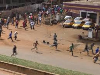 Cameroun : Le conflit anglophone fait de nouvelles victimes, un mort et six blessés  lors d'un attentat meurtrier dans un marché