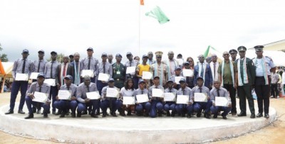 Côte d'Ivoire : Bouaké, après six mois de formation, 650 jeunes stagiaires reçoivent des attestations