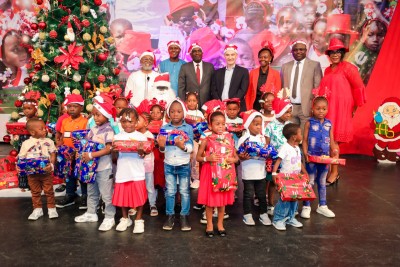 Côte d'Ivoire : Le ministère de la construction illumine Noël pour les enfants de ses agents