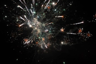 Côte d'Ivoire : D'Abidjan à Dimbokro, une entrée en 2025 en feu d'artifice avec la foule, sans incident