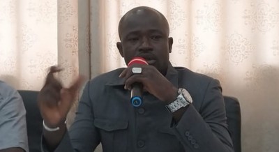 Côte d'Ivoire : Gare de Bassam, manifestation des conducteurs de mini-bus, les transporteurs demandent un dialogue constructif