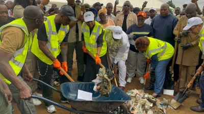 Côte d'Ivoire : Abobo, Kandia s'engage à débarrasser la commune des ordures ménagères et des déchets solides, 50 comités locaux d'hygiene installés