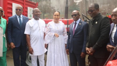 Côte d'Ivoire : Gestion de la salubrité, six communes dotées de matériel dans le cadre du programme d'appui aux collectivités