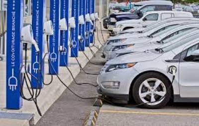 Côte d'Ivoire : Réduction de 30,41 % des émissions de CO₂ d'ici 2030, un atelier annoncé à Abidjan pour promouvoir la mobilité électrique dans l'administration publique