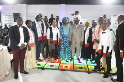 Côte d'Ivoire : LONACI, les retraités de la période 2017-2024 célébrés autour d'un dîner de gala