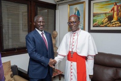 Côte d'Ivoire : En visite chez le Cardinal Dogbo Bessi, Adama Bictogo: “ Nous avons plus que jamais besoin de prière”