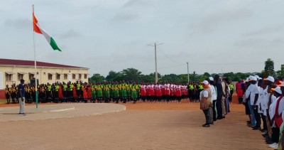 Côte d'Ivoire : 650 stagiaires volontaires des centres de service civique de Bouaké 1 et Tuo Fozié font leur rentrée officielle