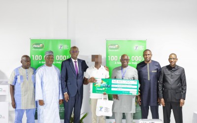 Côte d'Ivoire : Réunies à Abidjan, les loteries de l'UEMOA offrent une école primaire à un village d'Agboville, un parieur reçoit un chèque d'un montant de 31 349 900 Fcfa