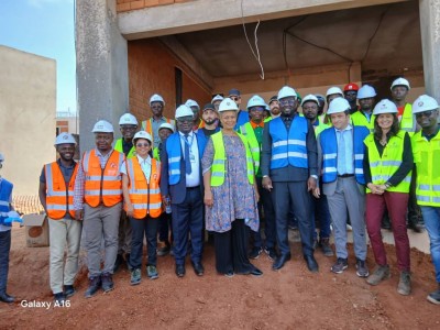 Côte d'Ivoire San Pedro, inauguration de 2 collèges, et visite de chantier de construction de l'ENS, un appel lancé