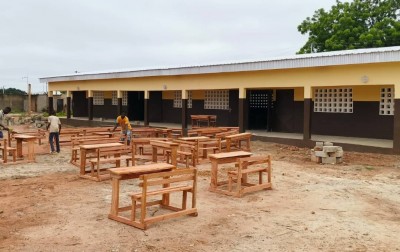 Côte d'Ivoire : Bouaké, un ancien élève devenu cadre, offre six classes à son école d'enfance à Sokoura