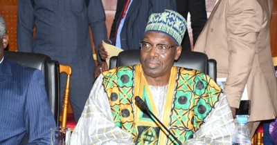 Cameroun : Issa Tchiroma Bakary : « le temps du changement est venu », l'ancien ministre annonce sa candidature présidentielle après 33 ans d'alliance avec le parti au pouvoir